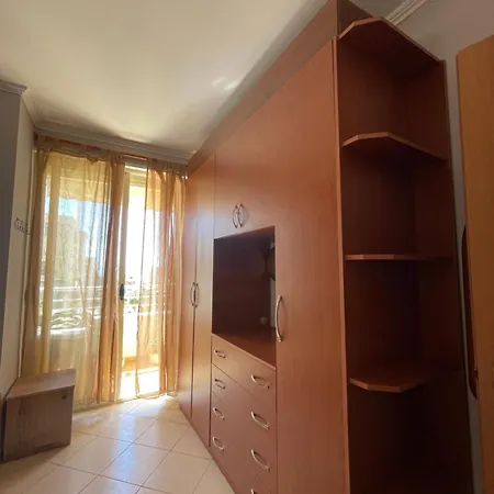 Apartament Holiday Rooms Durres