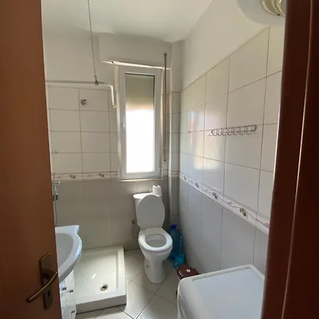 Holiday Rooms Durres *