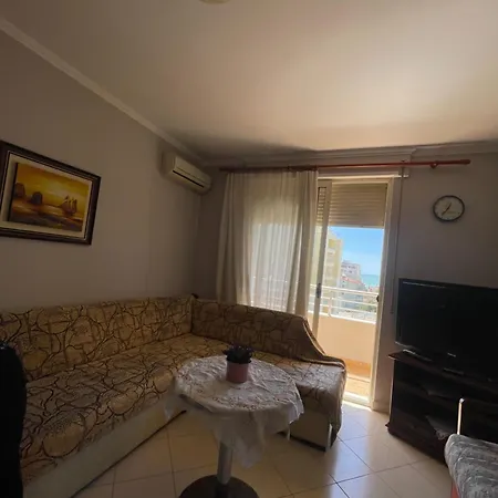 Holiday Rooms Durres *